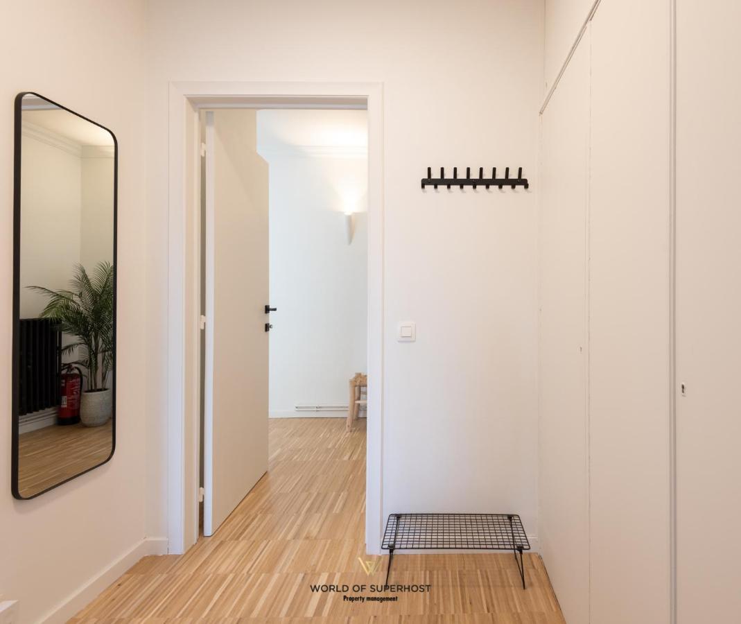 Luxurious Apartment Next To The Sea And City Centre With Free Parking Space Oostende Eksteriør billede