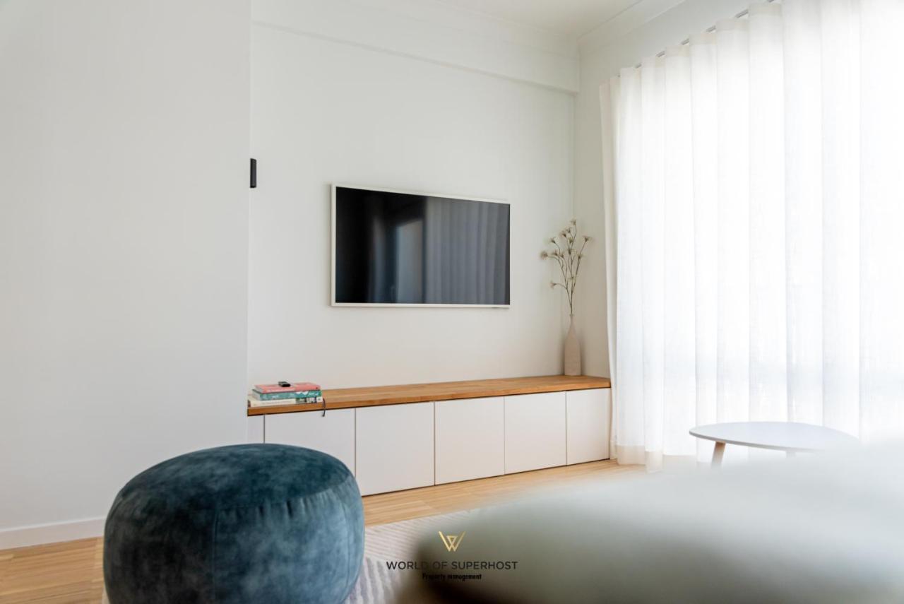Luxurious Apartment Next To The Sea And City Centre With Free Parking Space Oostende Eksteriør billede